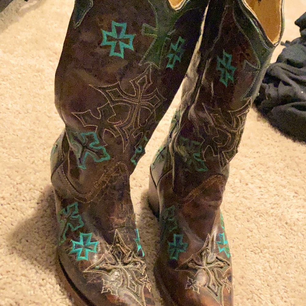 Corral boots size 7.5